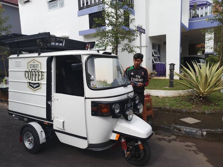 Bajaj Coffee Story [3] "Modification Made Perfect"