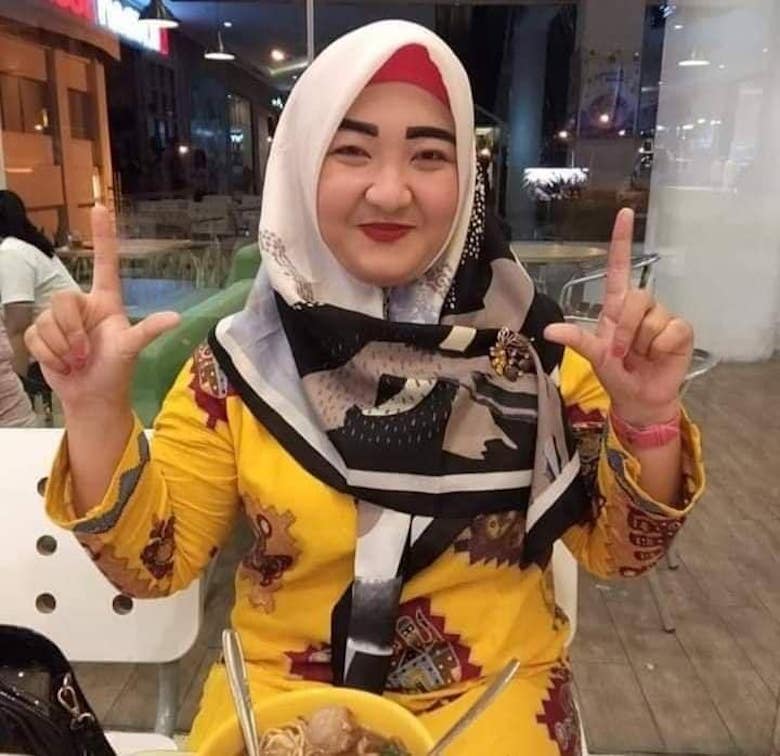 Tikaman Si Anak Menghujam Mata Ayahnya