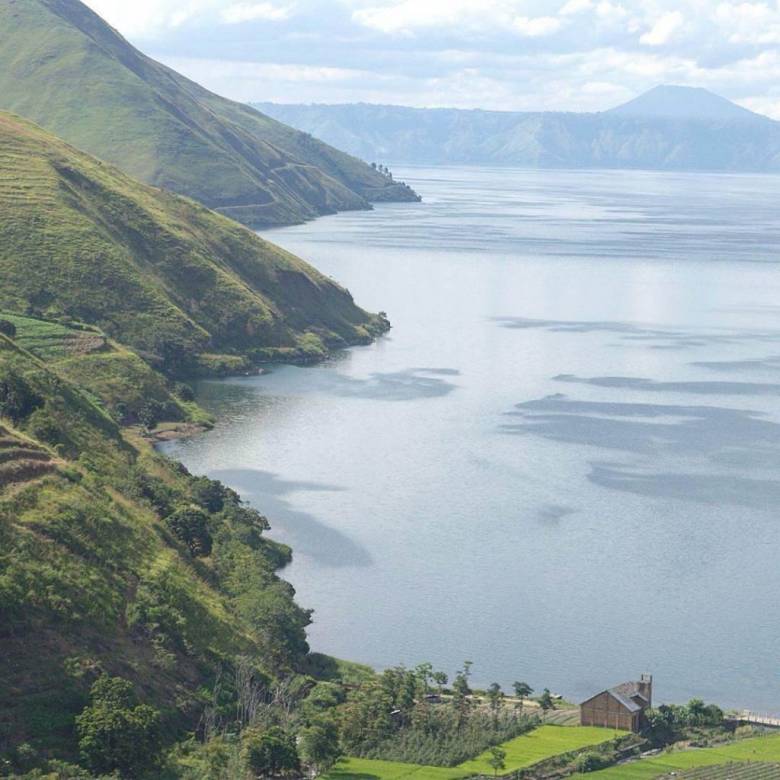 Tour ke Danau Toba dari Bandara Silangit