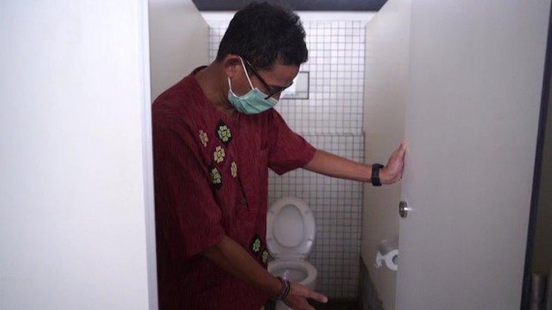 Tinggalkan Toilet Sebersih pada Saat Anda Masuk