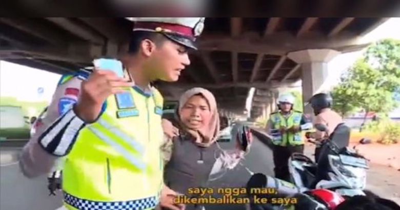 Apa yang Salah dengan Kita?