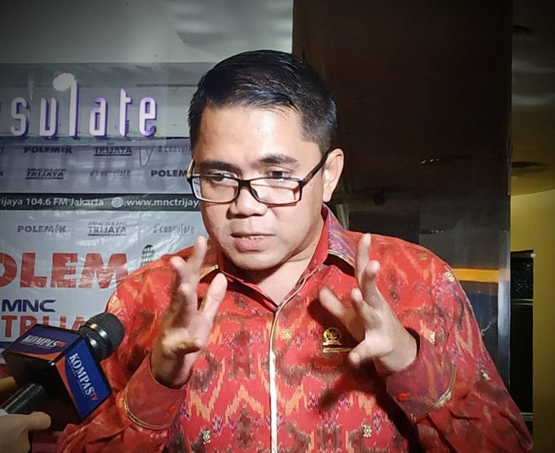 Jangan Lupa Menyebut Beliau "Yang Terhormat".