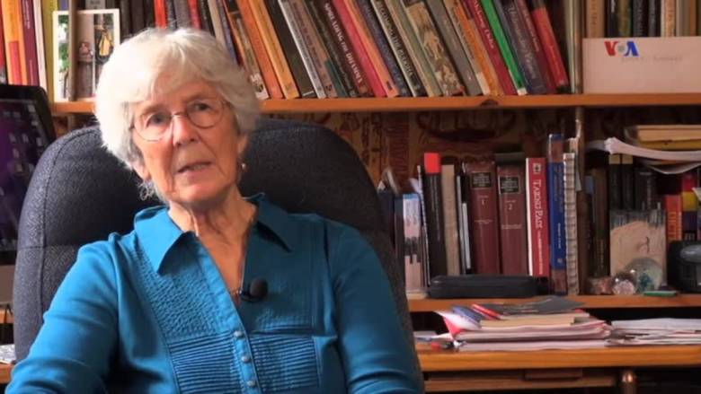 Kangen Prof. Elizabeth Collins