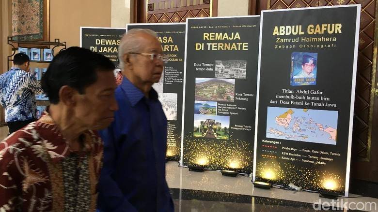 Cosmas Batubara, Perintis Kota Satelit dan Rumah Susun