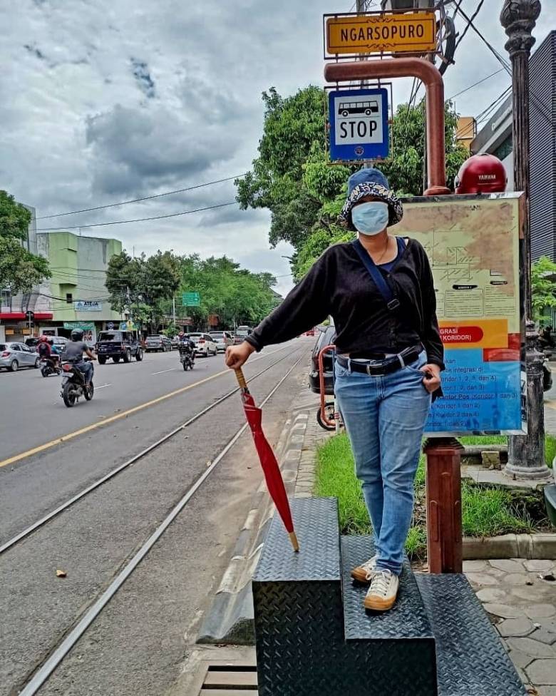 Menikmati Batik Solo Trans