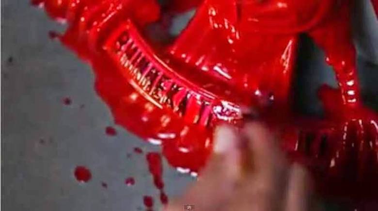 Cucilah Garuda Pancasila Merah Darah Itu!