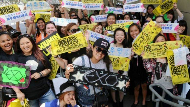 Menjadi Pendukung Tidak Harus Seperti Pengidola Penyanyi K-Pop?