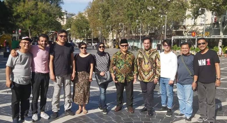 Seni Kharismatik, Membawa Dubes RI Azerbaijan Gagas Film 'Laila Majnun'