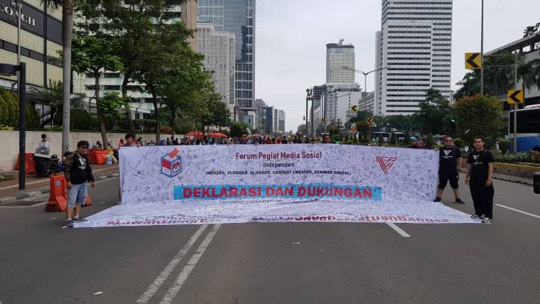 Pengunjung CFD Jakarta Deklarasi Dukungan Lawan Hoax dan Tolak Golput