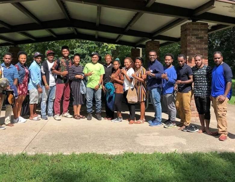 MRP Apresiasi Kinerja Positif Stafsus Presiden Billy Mambrasar untuk Tanah Papua