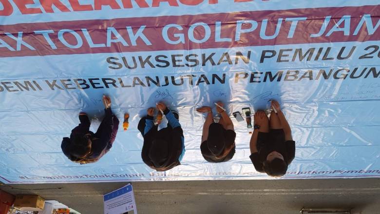 Tips Ajak Teman Tidak Golput Ala Forum Pegiat Medsos Independen