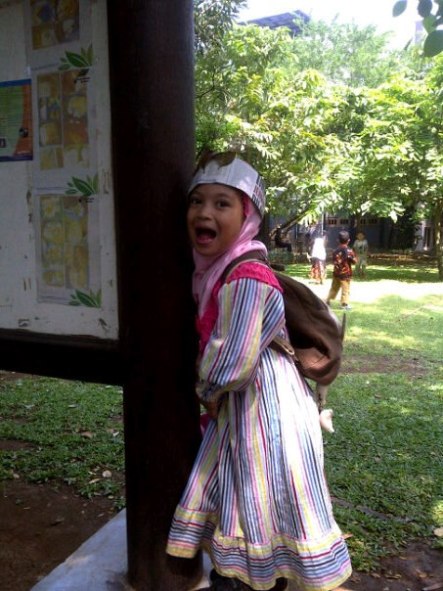 Hampura Ayah, Anaking....