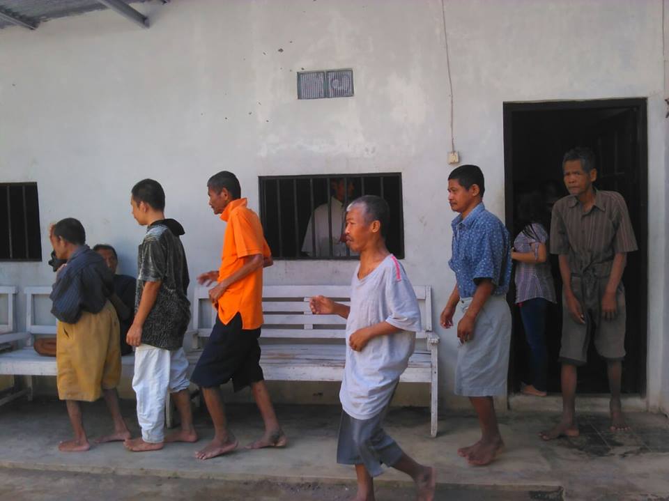 Para Santo dan Santa di Pondok Efata, Upaya Memanusiakan Manusia