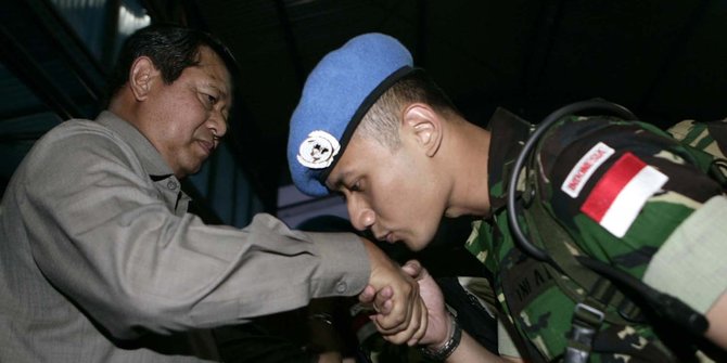 Jadi Suksesor, AHY Harus Bisa Lepaskan Diri dari Bayang-bayang SBY