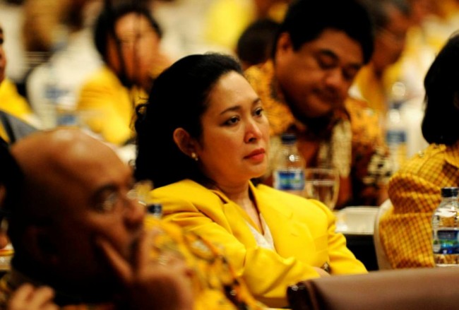 Jokowi Panik Bila Titiek Soeharto Gantikan Setya Novanto