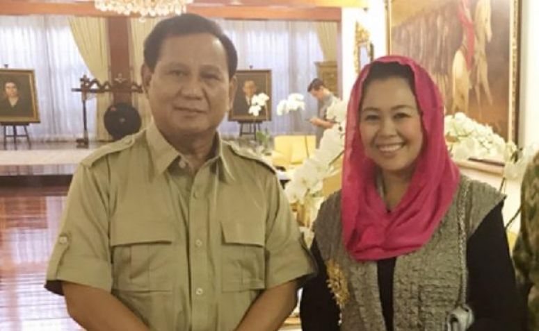 Jika Yenny Wahid Mau Dicalonkan Prabowo, Khofifah dan Gus Ipul Lewat