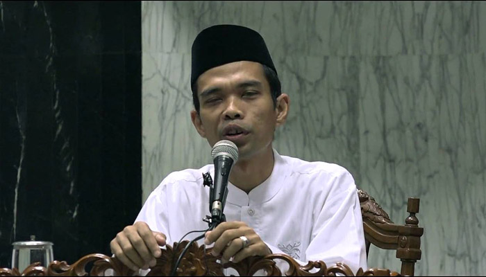 Kaum "Nasionalis" Yang Persekusi Abdul Somad Termakan "Hoax"