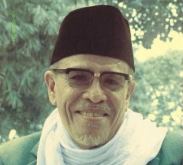 Debat Bumi Datar Lebih Asik daripada Halal-Haram Natal dan Tahun Baru