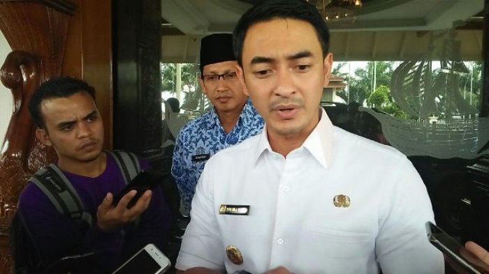 Bawahan Kena Cokok, Zumi Zola Harus Berurusan dengan KPK