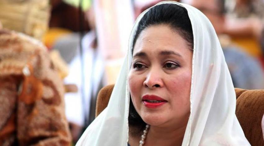 Adu Kuat Titiek Soeharto dengan Airlangga Hartarto untuk Pimpin Golkar