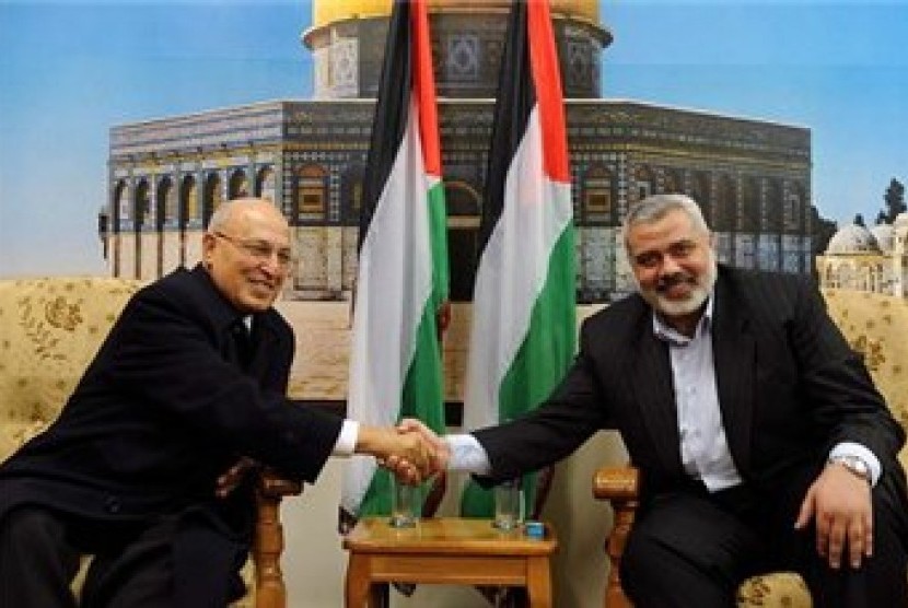 Donald Trump Cemas atas Bersatunya Fatah dan Hamas