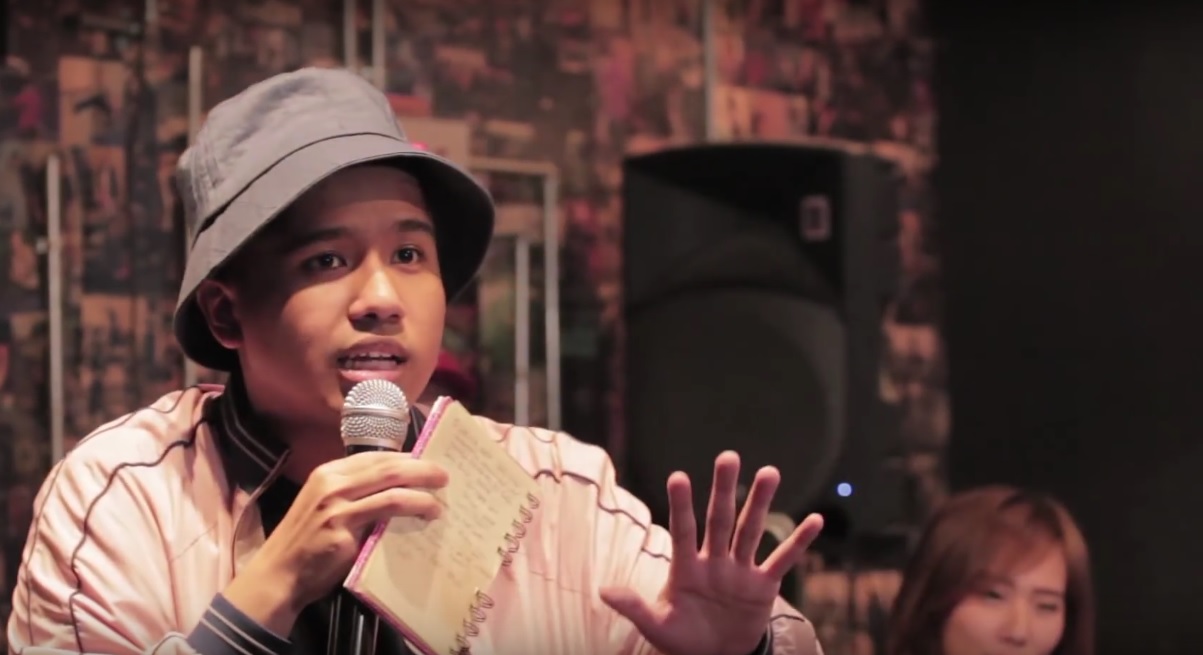 Ketika Agama Dijadikan Dagelan