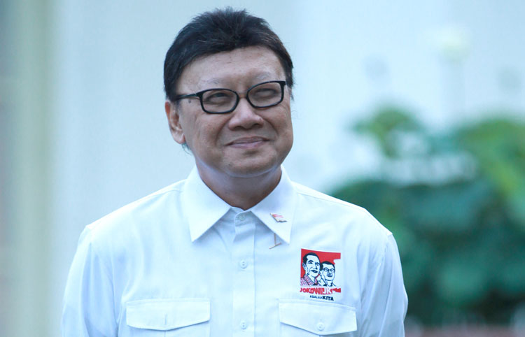 Agar Tak Dicurigai, Sebaiknya Presiden Tolak Usulan Tjahjo Kumolo Ini