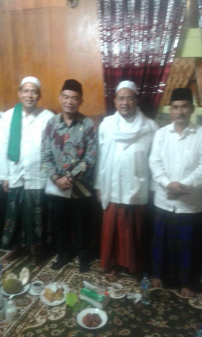 Memulai Pendidikan Karakter dengan Kitab Ta’lim al Muta’allim