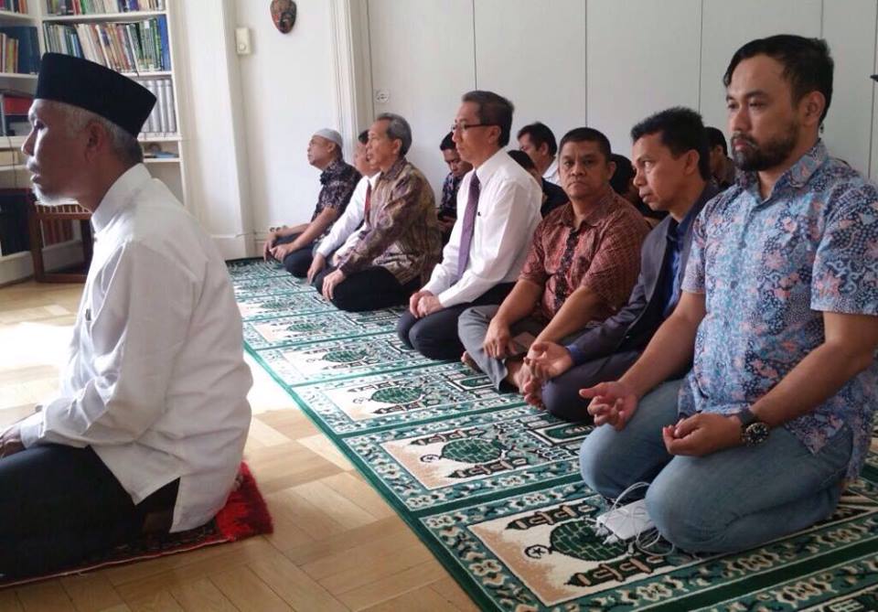 Menyiasati Agar Bisa Tetap Salat Jumat di Norwegia