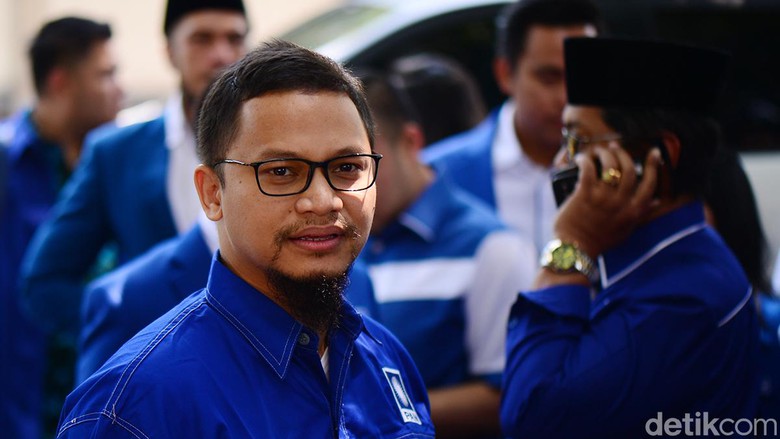 Bantahan Bank Dunia dan Kritik Amien dan Hanafi Rais