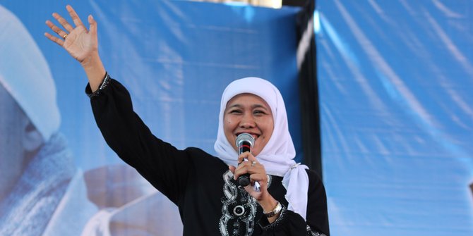 Datangi PGRI, Langkah Cerdas Khofifah yang Ternyata “Keliru”
