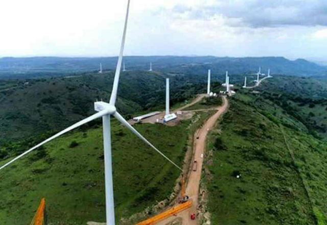 Penari Langit Bule di Bukit Pabbaresseng (1): Bonek dan Pengabdian