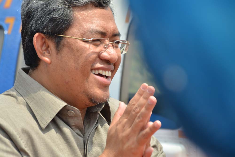 Belajarlah pada Gubernur Aher Jika Gerindra Ingin Menang