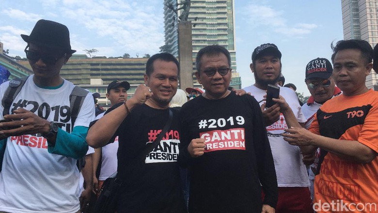 Gerakan Kaos Ganti Presiden dan Prilaku Noraknya