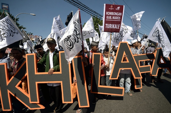 HTI dan Partai yang Seperti Burung Pemakan Bangkai