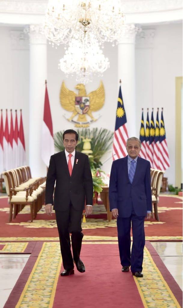 Menyambut Bapak Mahathir setelah Memangku Jabatan Perdana Menteri