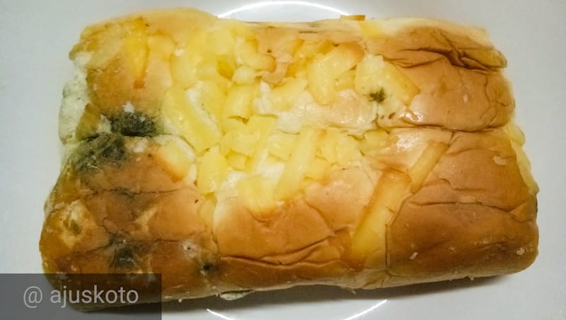 Roti Sedikit Berjamur, Sebaiknya Buang Saja!