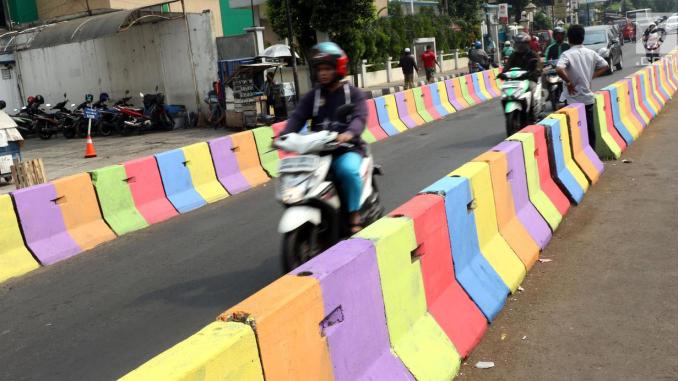 Kreatif Warganya, Warna-warni Kotanya