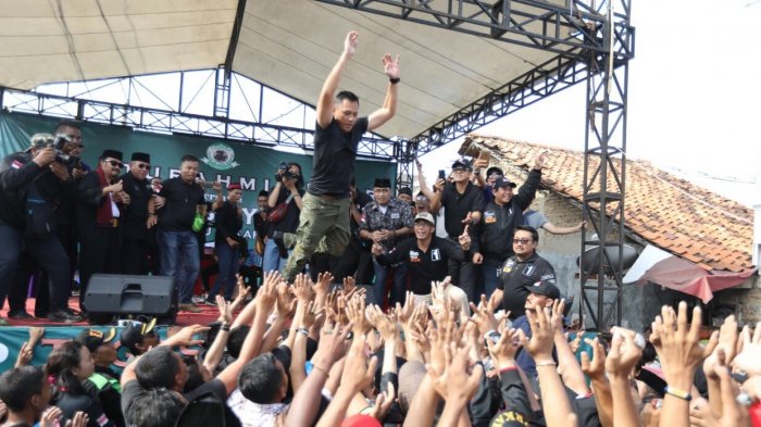 Si Boncel yang Mau Berkuasa