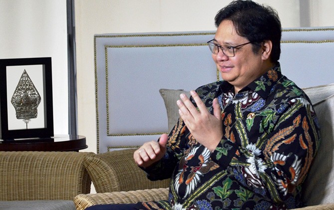 Airlangga Hartarto Ngesot ke Cikeas atau Ngepot di Tikungan?