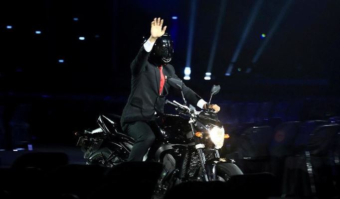 Mestinya Jokowi Tidak Perlu “Jualan” Masalah HAM Lagi, Tidak Produktif!