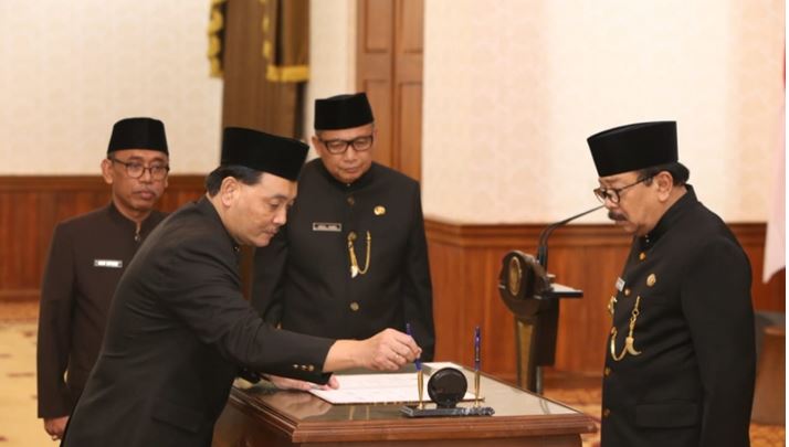 Soal Penjabat Sekdaprov, Gubernur Soekarwo Langgar Janjinya Sendiri